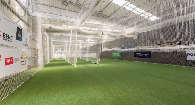 Saxton Indoor Cricket IV