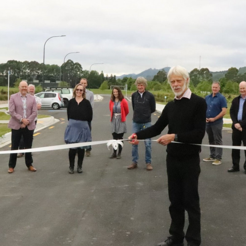 saxton carpark ribbon