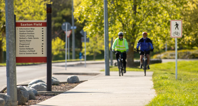 TimCuff Saxton Cyclists03 Large