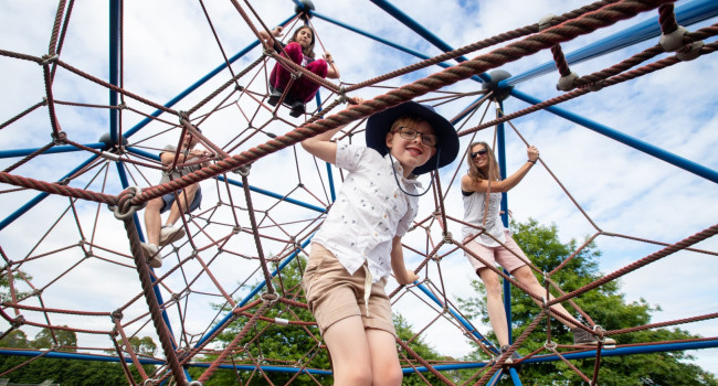 TimCuff SaxtonFieldsPlay05 Large