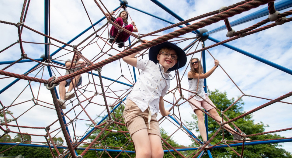 TimCuff SaxtonFieldsPlay05 Large